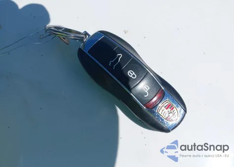 2012 Porsche Cayenne из США, поврежденный, VIN WP1AA2A28CLA04618